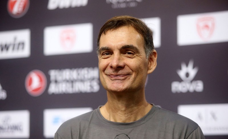 Μπαρτζώκας και παίκτες ζωντανά! (Live TV)