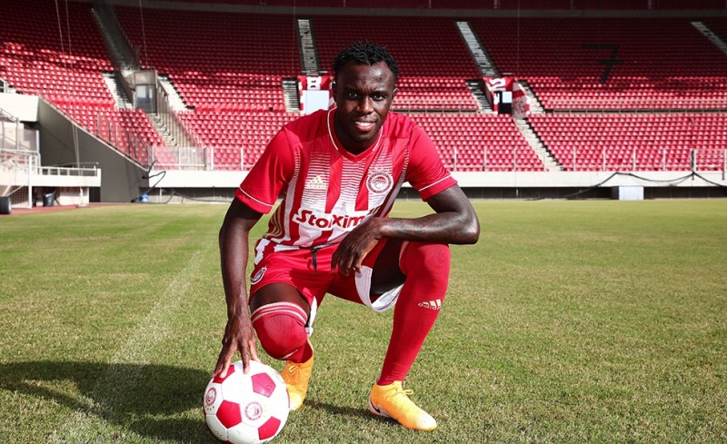 «Θέλω να παίξω εδώ, ένας ιστορικός σύλλογος»