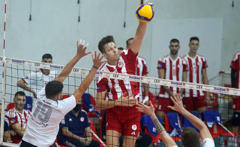 «Συνεχίζουμε το ίδιο δυνατά»