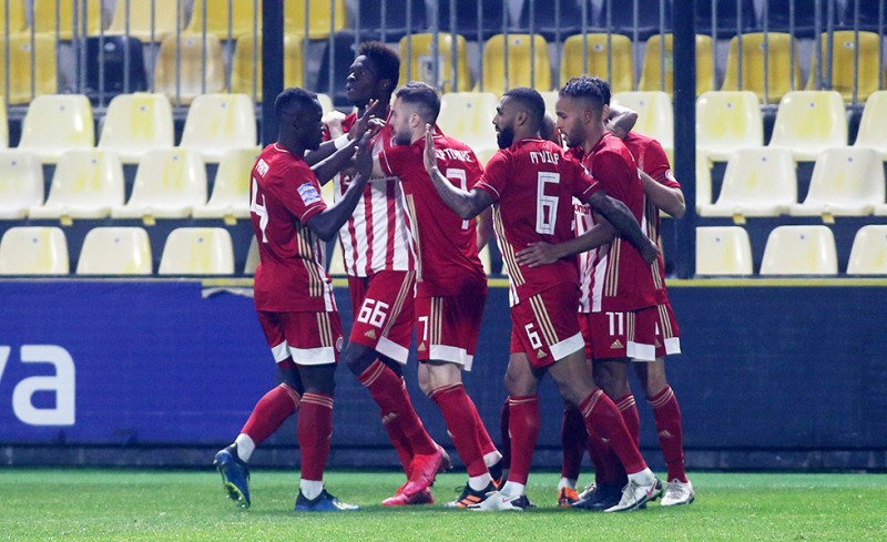 Έτσι πέρασε μόνος πρώτος (video)