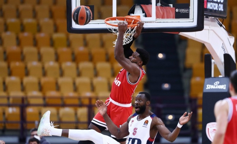 Η τρέλα και το πάθος του πάγκου (video)