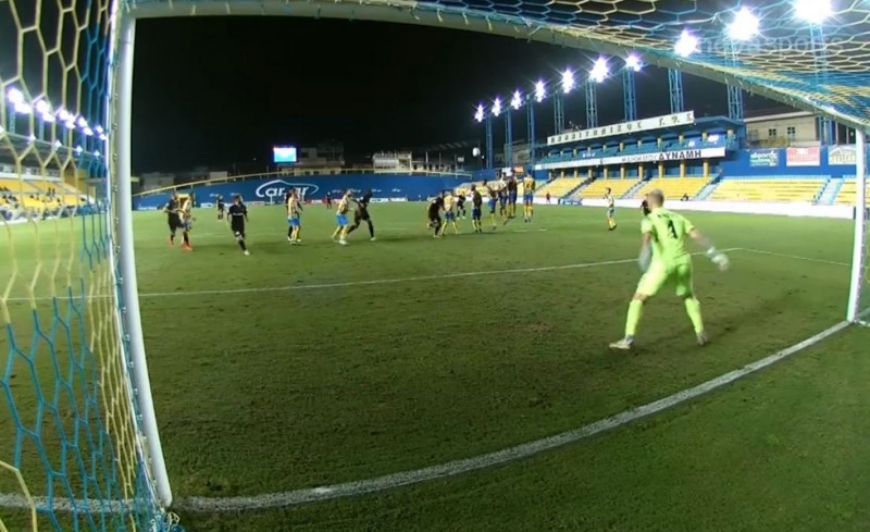 «Κρύφτηκε» ο Κνετ στο φάουλ του ΠΑΟΚ!