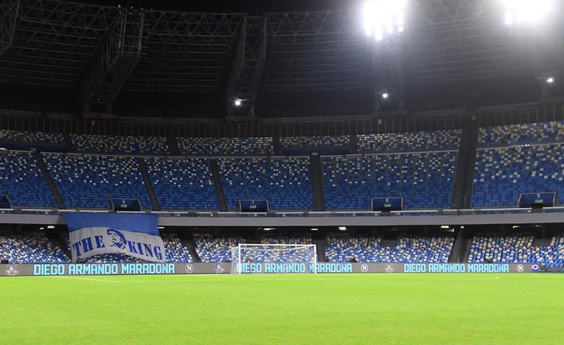 Μετονομάστηκε σε «Diego Armando Maradona» το γήπεδο της Νάπολι! (photos)