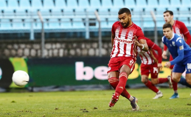 «Ούτε στο Playstation το γκολ του Εμβιλά»