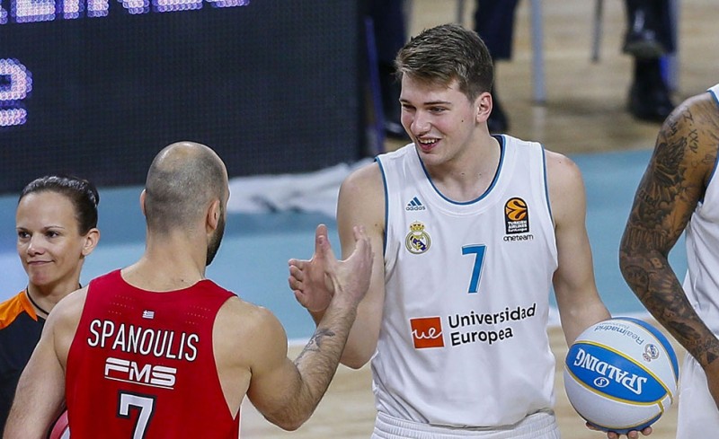 Αποθέωση Ντόντσιτς για Σπανούλη! (video)