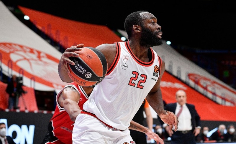 «Να επιστρέψουμε τον Ολυμπιακό εκεί που ανήκει»