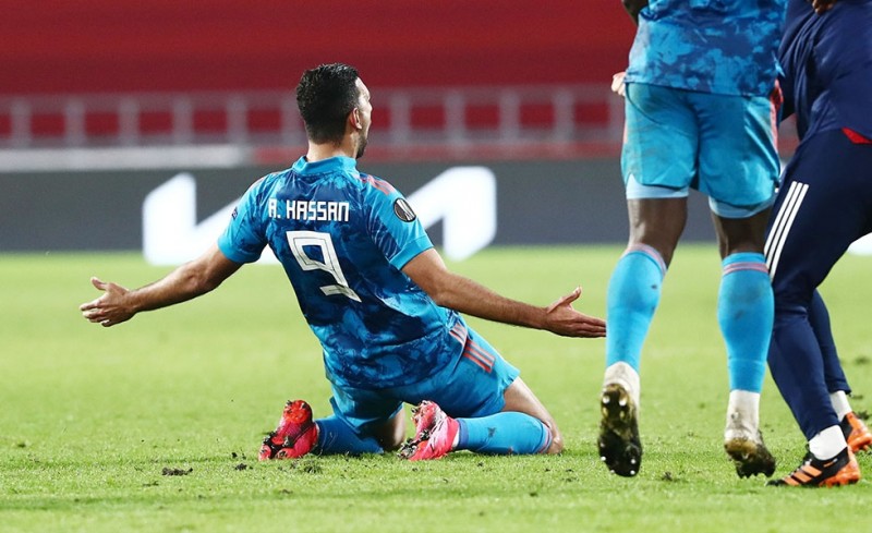 Μέγας είσαι Θρύλε και θαυμαστά τα έργα σου!