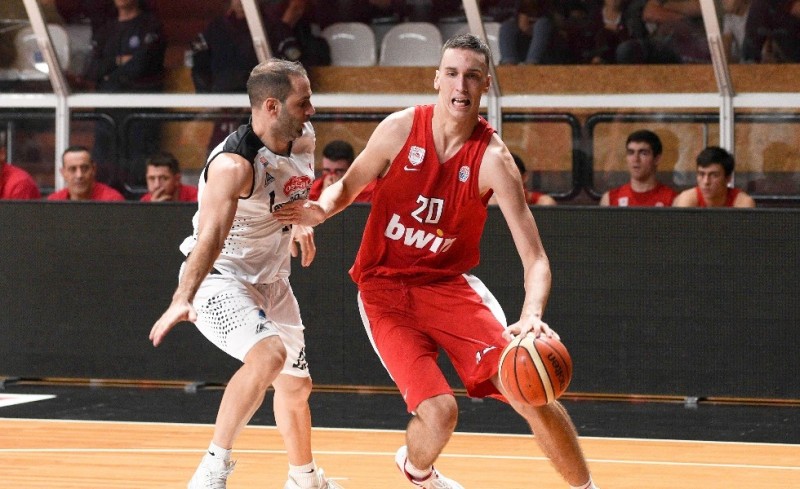 Ξανά στο ρόστερ των Θάντερ ο Ποκουσέφσκι (video)