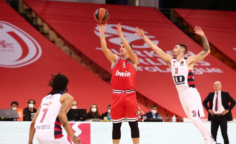 Μπασκόνια-Ολυμπιακός 91-66 (Τελικό)