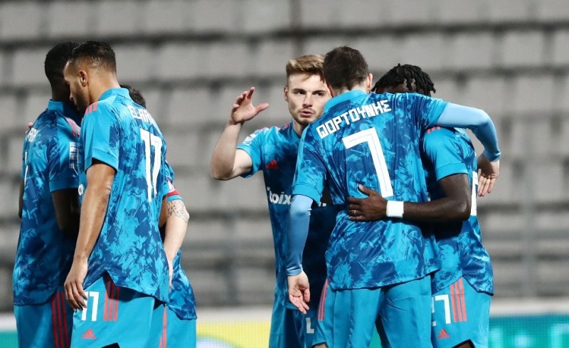 Όλα για την πρόκριση ο Θρύλος