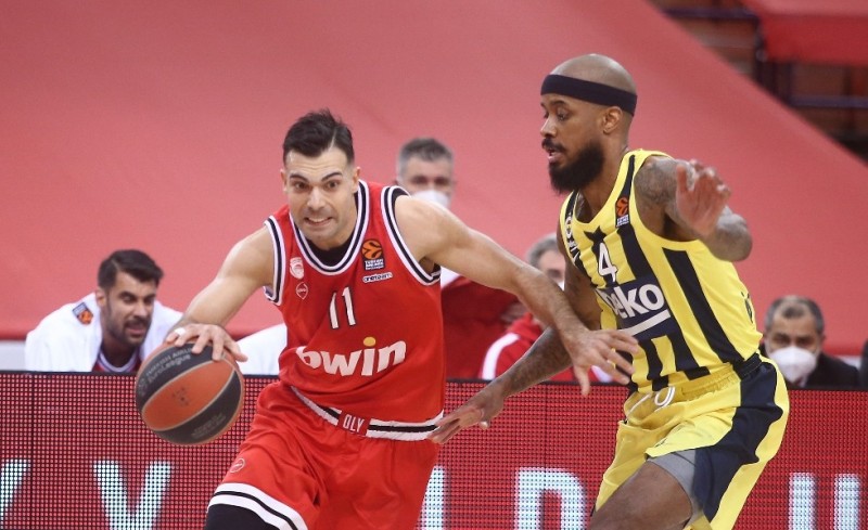 Δεν τα κατάφερε ο Θρύλος...