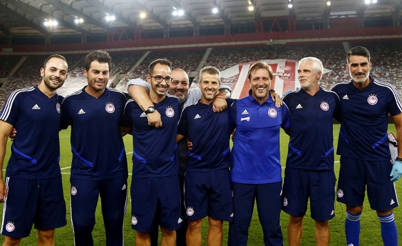 Καραπαπάς: «Ολυμπιακοί και Έλληνες!» (photo)