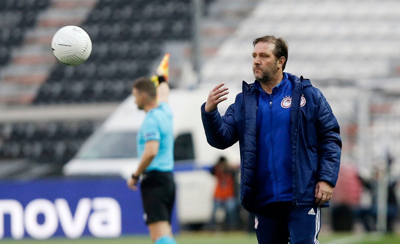 «Δεν αντιπροσωπεύει τον Ολυμπιακό»