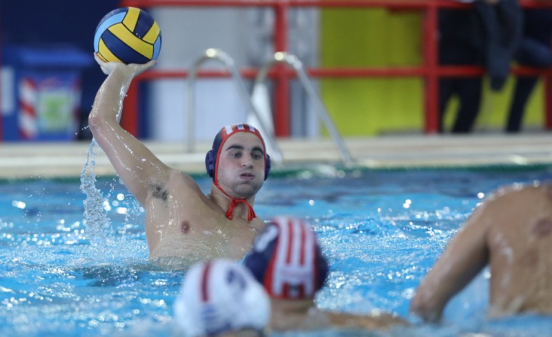 Επιβλητικός!