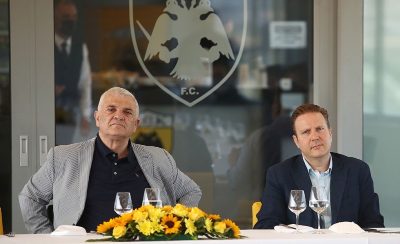 «Δίκαια παίρνει το πρωτάθλημα ο Ολυμπιακός»