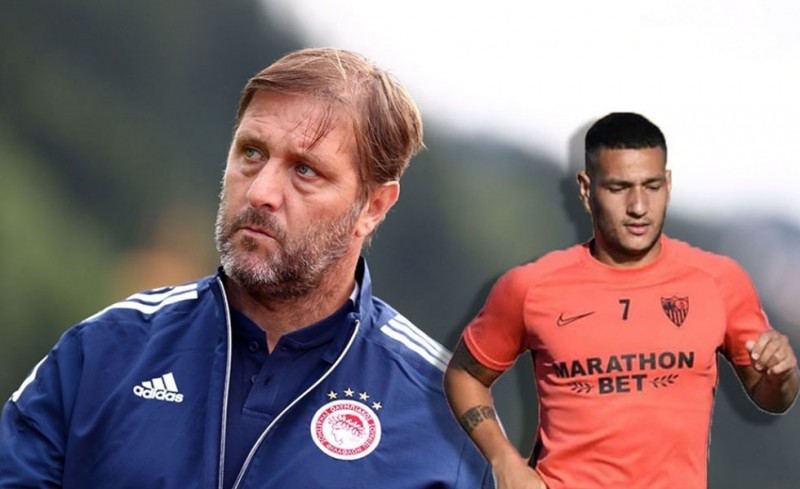 Οι Ισπανοί κρατούν ψηλά τον Λόπες (photo)