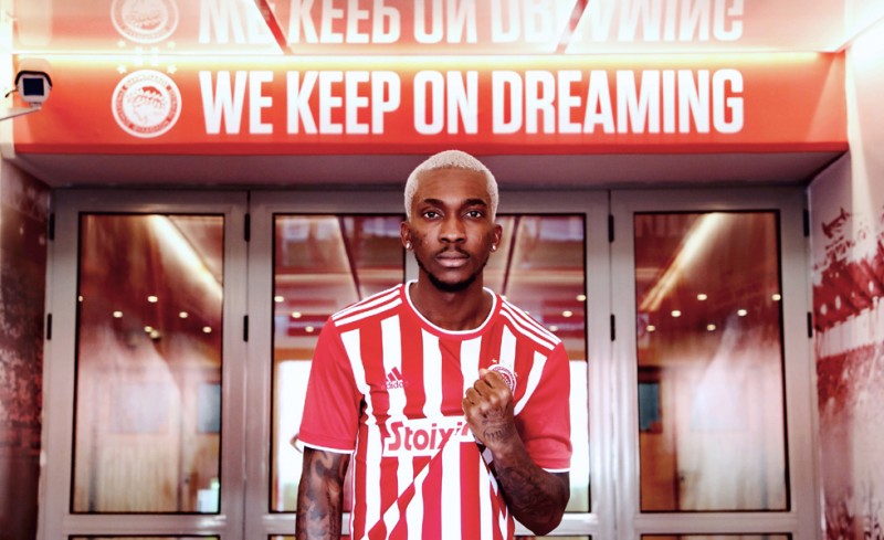 Μέσα και ο Ονιεκουρού!