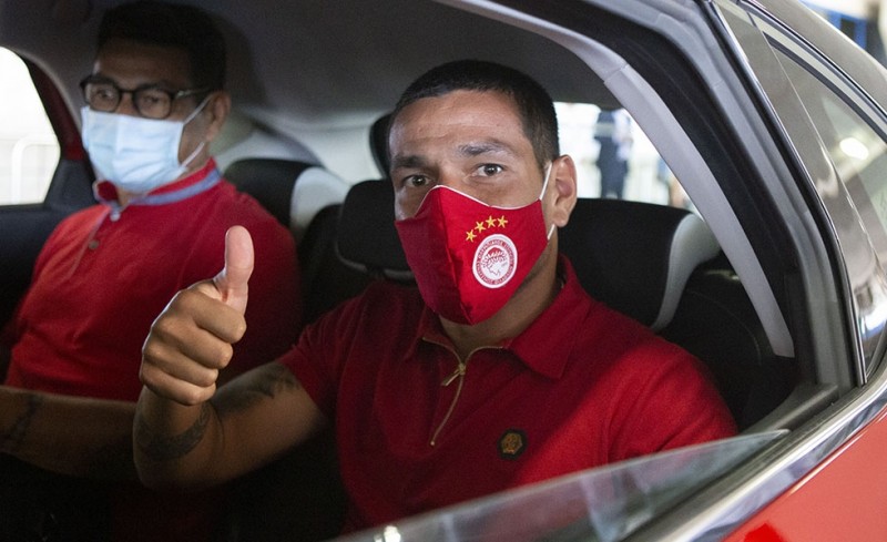 Ρόνι Λόπες; ΠΑΡΩΝ για τον Θρύλο!