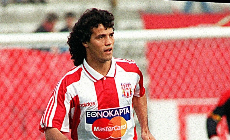 «Να προσέχει η κάθε Άιντραχτ τον Ολυμπιακό»