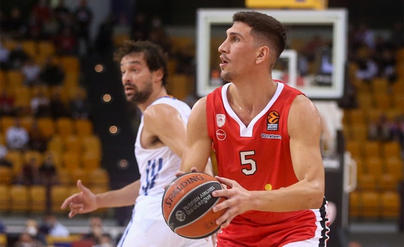 «Αφήνουμε τη Ρεάλ, τώρα έχουμε το Λαύριο»