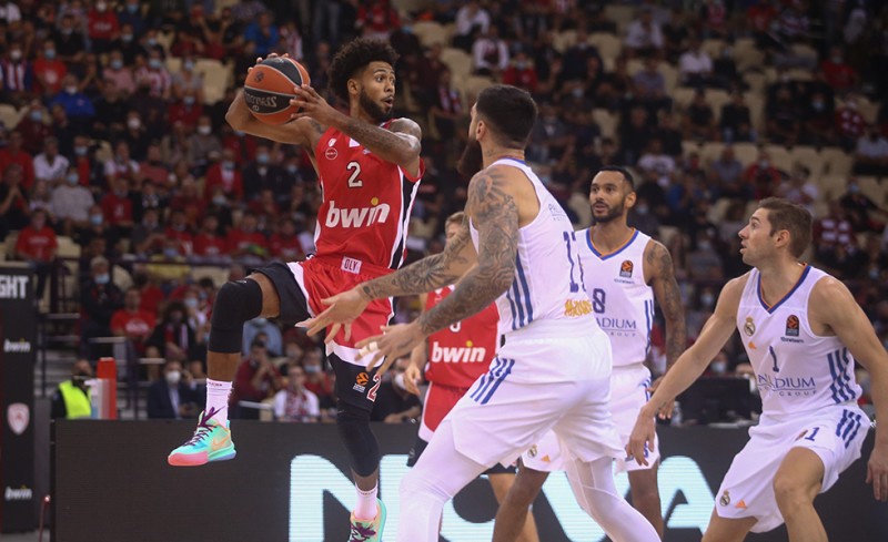 Ολυμπιακός - Άλμπα Βερολίνου 87-83 (Τελικό)