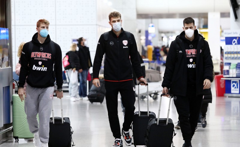 «Πέταξε» για Ρωσία (photos)