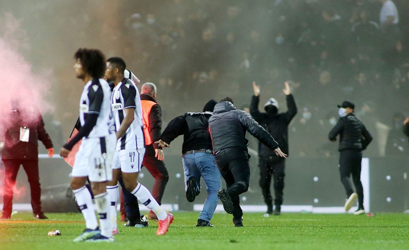 Πλεύρης για ΠΑΟΚ: «Θα επιβληθούν κι άλλες κυρώσεις»