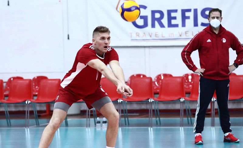 Η πρώτη προπόνηση του Τέπαν με τον Θρύλο (photos)