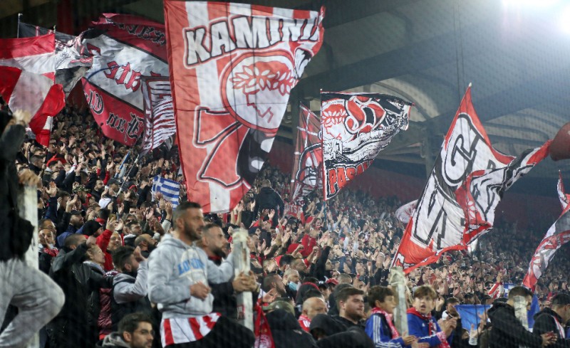 Το μάθημα ιστορίας της Θύρας 7! (photo)