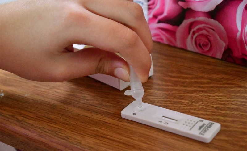 Παραμένει μεγάλος ο αριθμός νεκρών από κορονοϊό