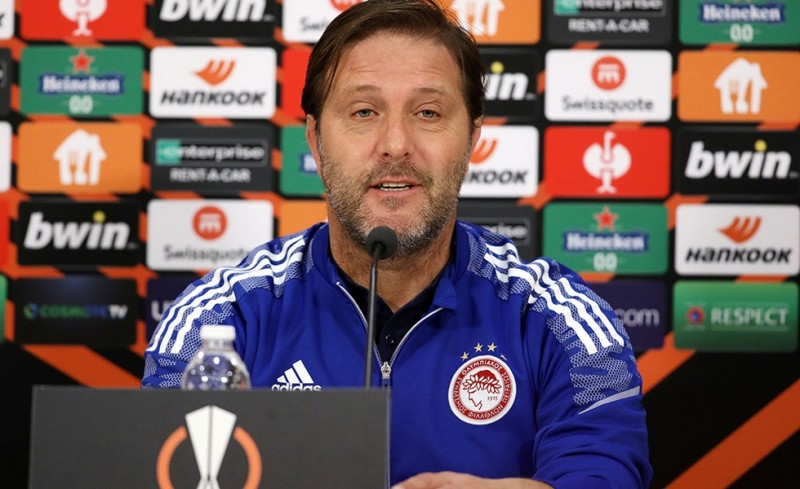 Μαρτίνς για Αταλάντα: «Θα έχουμε κανονικά τον Εμβιλά!»