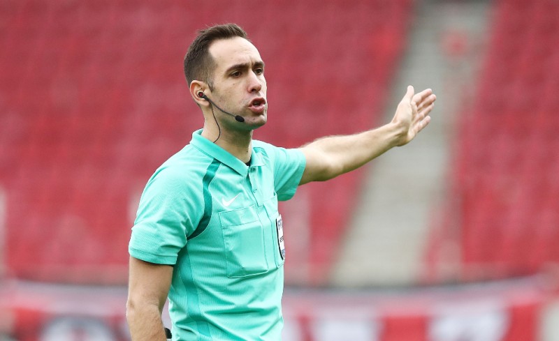 Ο Παπαπέτρου «σφυρίζει» το Ολυμπιακός-Αστέρας Τρίπολης