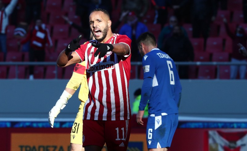 Ελ Αραμπί: «Νιώθω μέρος της ιστορίας του Ολυμπιακού»