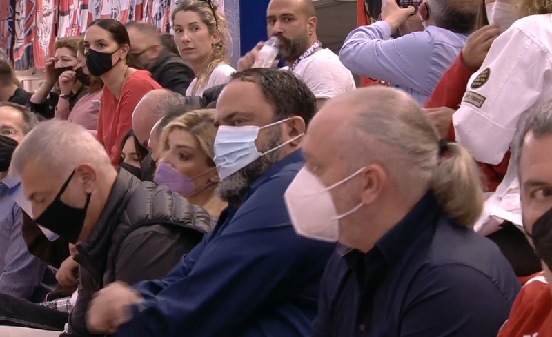 Πάντα παρών! Στο Παπαστράτειο και ο Βαγγέλης Μαρινάκης!