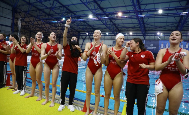 Το πάρτι των Υπερπρωταθλητριών Ευρώπης για την πρόκριση στον τελικό! (photos)