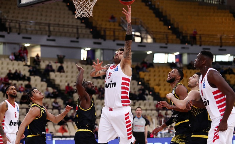 «Ζέσταμα» Θρύλου για το καλό το γλέντι!