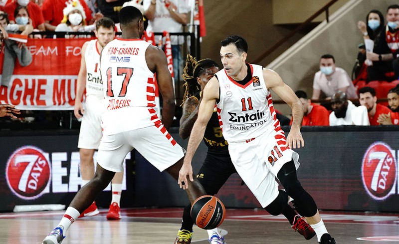 Πολύ σκληρός για να «λυγίσει»! Ο Ολυμπιακός είναι!