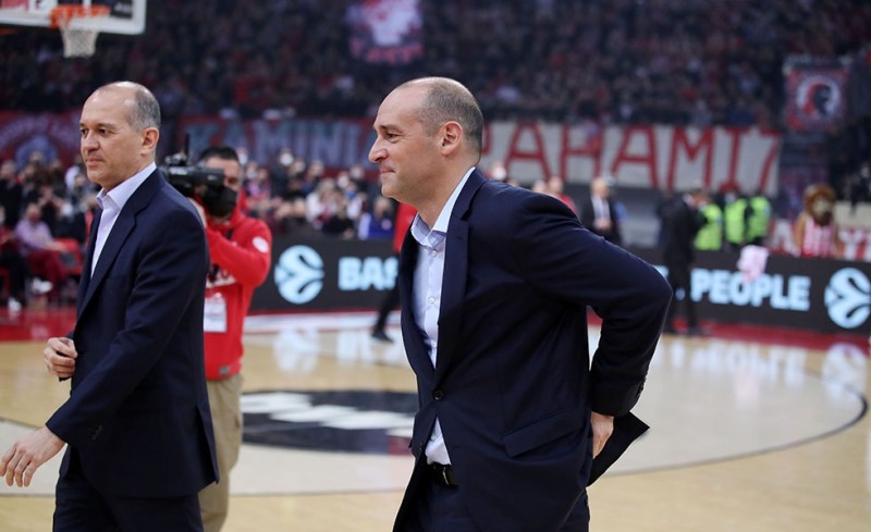 Μπάσκετ: Δίπλα στην ομάδα οι Πρόεδροι