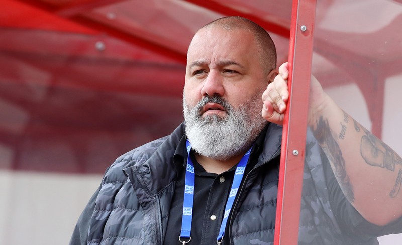 «Δε μπορείτε να μιλάτε για ηθική, πουλημένα τομάρια» (photo)