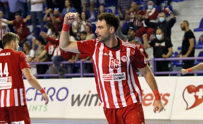 Με πούλμαν από το Καραϊσκάκη στη Χαλκίδα