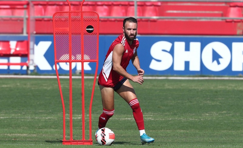 Δείτε πλάνα από την πρώτη προπόνηση του Θρύλου