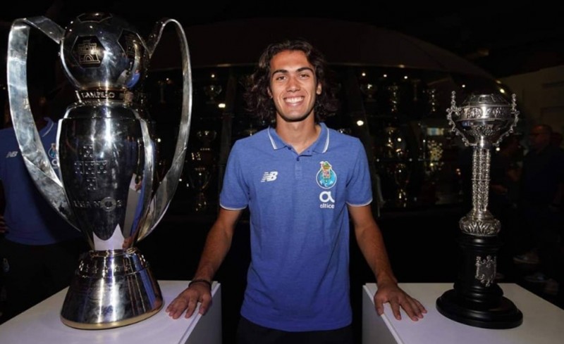 Επιμένουν οι Πορτογάλοι για Εστέβες