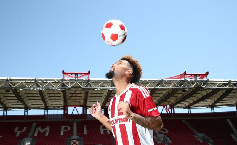 Ενσωματώθηκε στις υποχρεώσεις του Θρύλου ο Ντε Λα Φουέντε