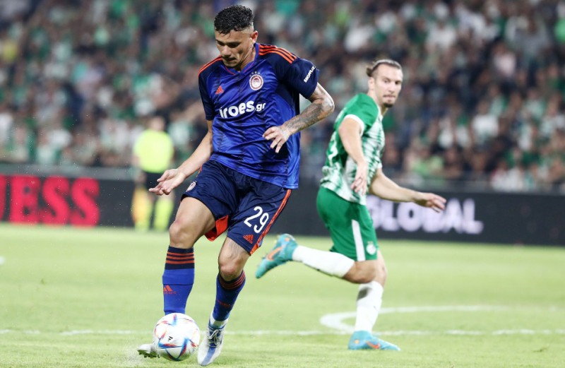 Επιμένει για Τικίνιο η Μποταφόγκο