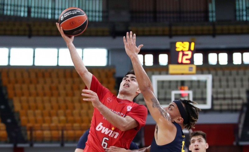 Είδε το φιλικό της Κ22 ο Μπαρτζώκας