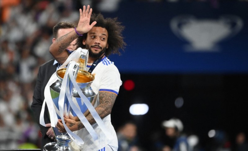 Έλα, Μαρσέλο παικταρά, να... πέσει το Καραϊσκάκη!