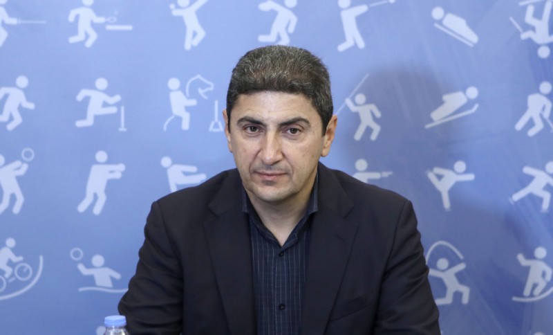 Αυγενάκης: «Ασυνεπής η διοίκηση της ΕΠΟ απέναντι σε FIFA, UEFA»