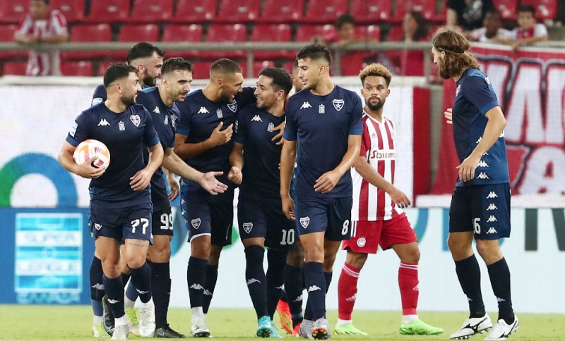 Μείωσε με φάουλ του Μεντόσα ο Ιωνικός