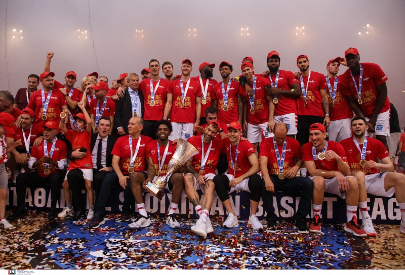 Το πλούσιο αφιέρωμα του EΣΑΚΕ στον Θρύλο! (photo)