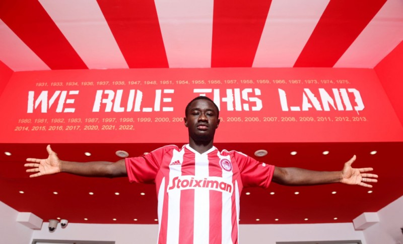 Aνακοίνωσε και τον Σαμασέκου ο Ολυμπιακός! (photo)